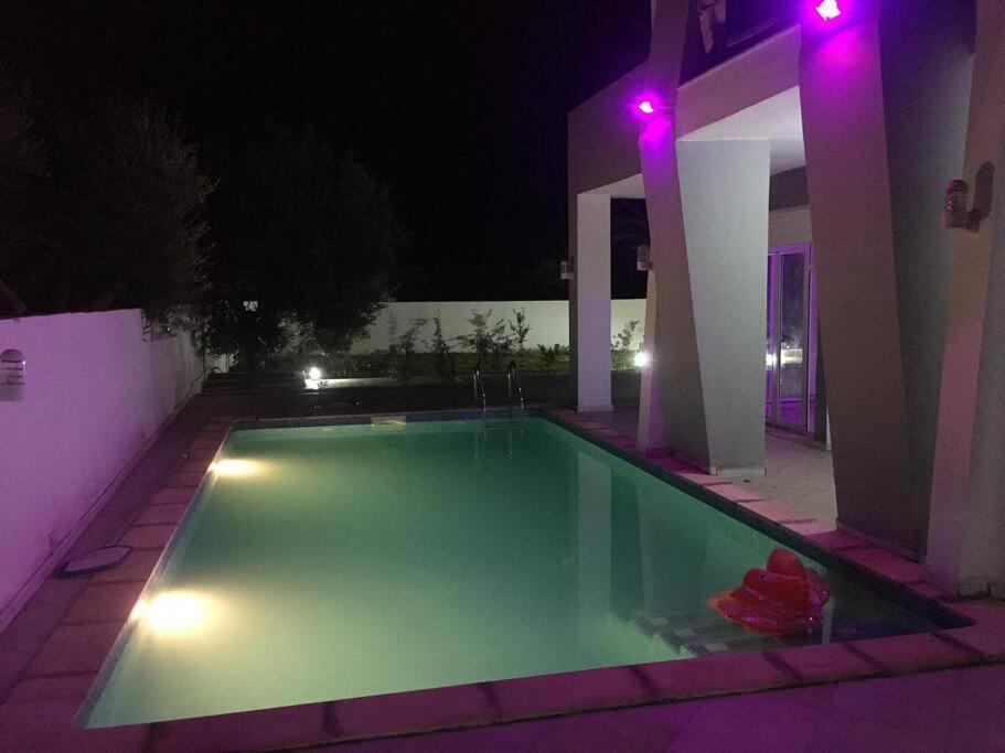Magnifique Villa Avec Piscine Sur L'Ile De Djerba Pour Vacances Arkou المظهر الخارجي الصورة